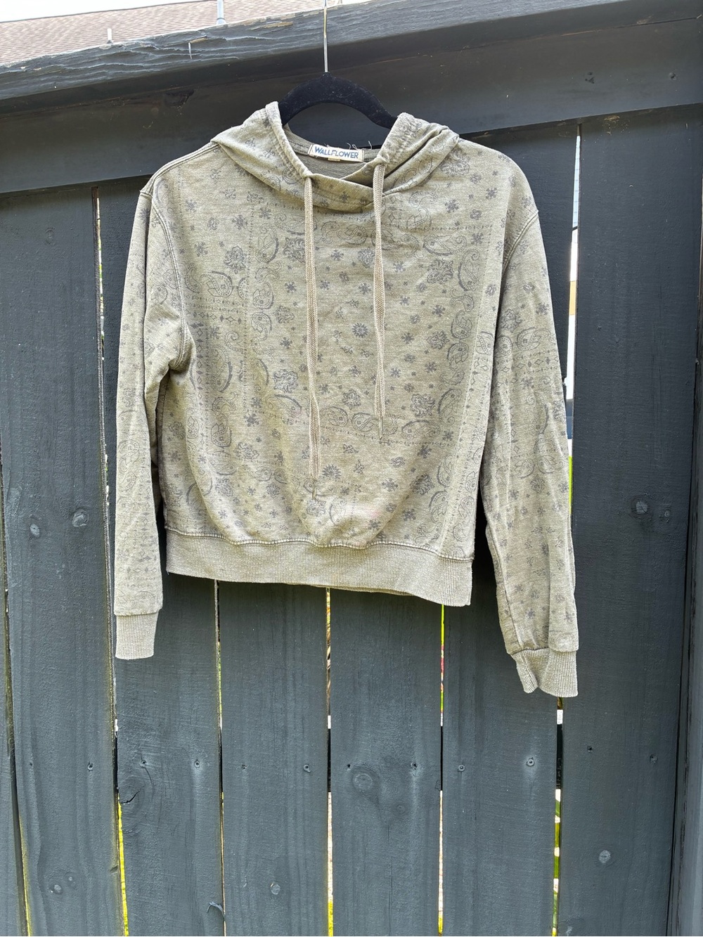 Wallflower Olive Paisley Pullover Hoodie